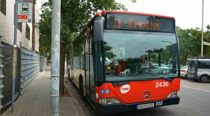 Huelga en todos los autobuses de Barcelona este lunes 28 de octubre La línea 11 del Bus se transforma en dos nuevas líneas: la 133 y la 134