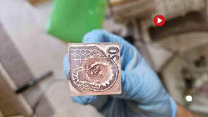 Detenida una mujer que introdujo 100.000 euros en billetes falsos