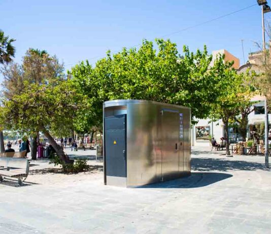 Instalación de tres nuevos lavabos púbicos en la Barceloneta Instalación de tres nuevos lavabos púbicos en la Barceloneta