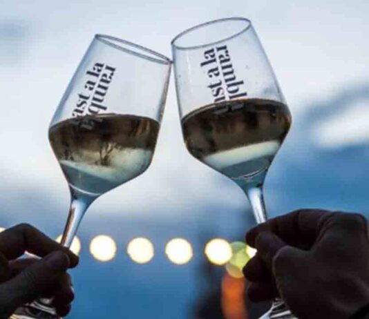 La Regata Cultural lleva la gastronomía de la Copa América al Tast a la Rambla La Regata Cultural lleva la gastronomía de la Copa América al Tast a la Rambla