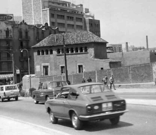 Los detalles y las historias de Sant Martí Los detalles y las historias de Sant Martí