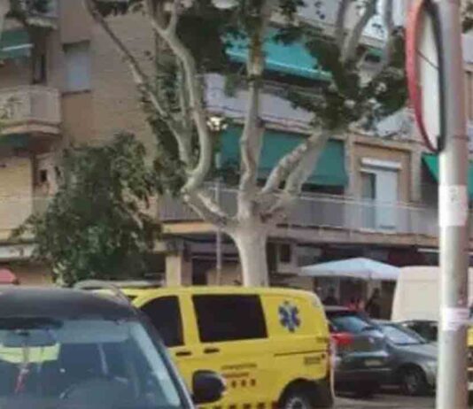 Muere un hombre en Molins de Rei tras una pelea en un bar Muere un hombre en Molins de Rei tras una pelea en un bar