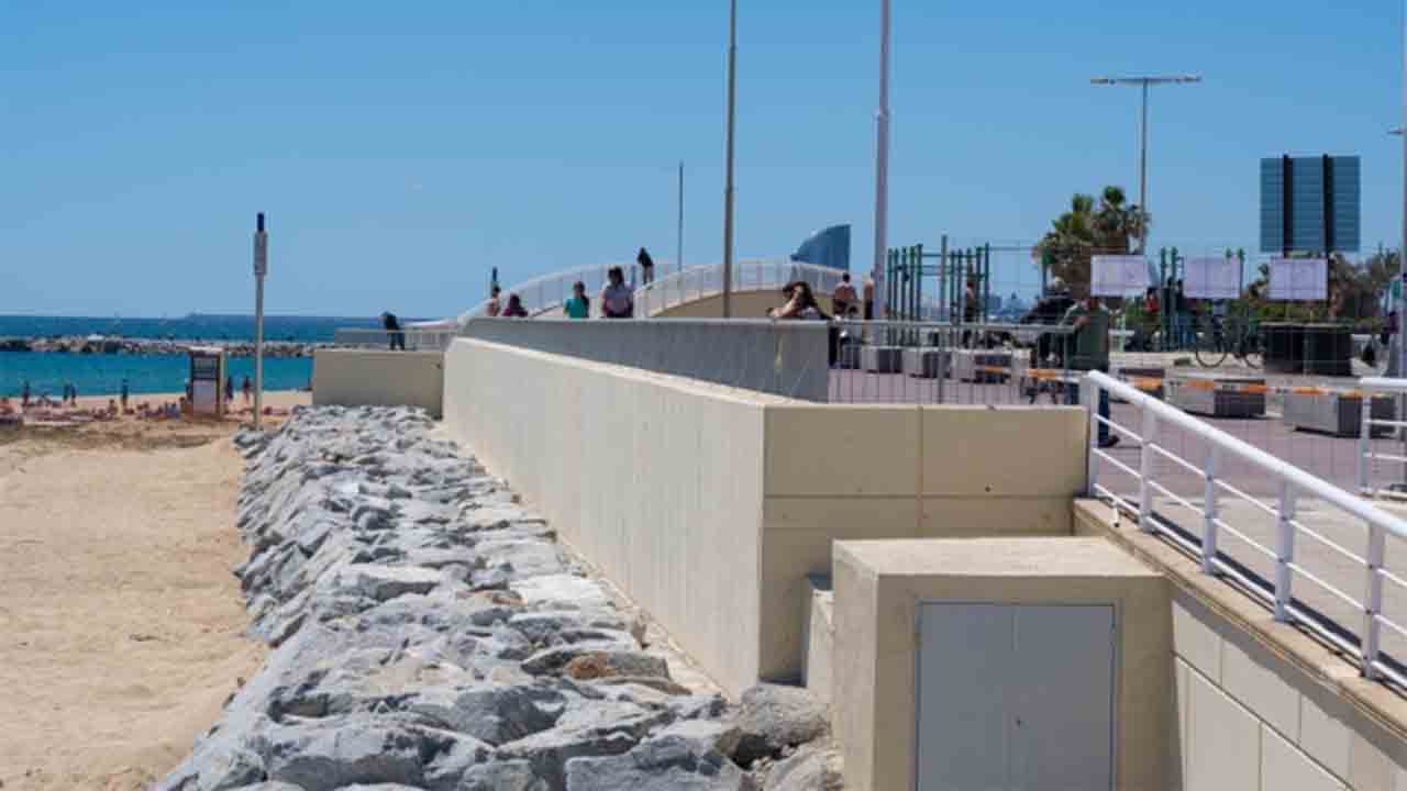 Finalizan las obras en la Nova Mar Bella por los desperfectos de los temporales