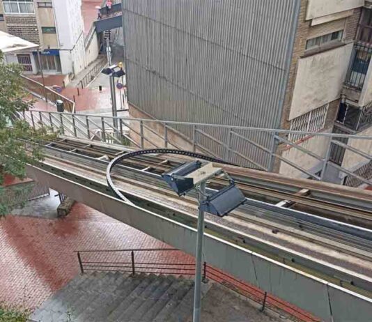 Se suelta el cable del ascensor inclinado de Ciutat Meridiana Se suelta el cable del ascensor inclinado de Ciutat Meridiana
