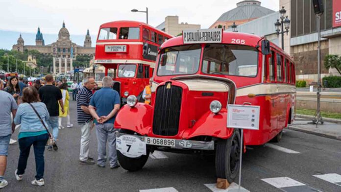 Vuelve la Exposición de Autobuses Clásicos de Barcelona