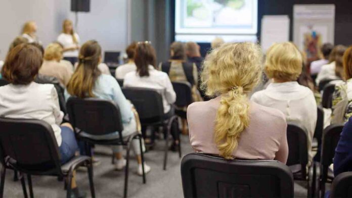 Desarrolla tu profesión en el campo holístico