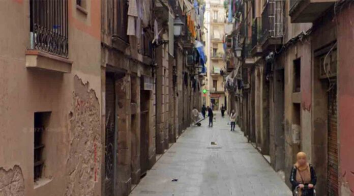 El Ayuntamiento aprueba la compra por tanteo y retracto de un edificio en el Raval El Ayuntamiento aprueba la compra por tanteo y retracto de un edificio en el Raval