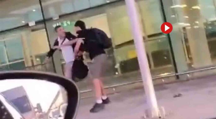 Un ladrón intenta robar la mochila a un viajero en el Aeropuerto Un ladrón intenta robar la mochila a un viajero en el Aeropuerto