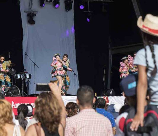 Barcelona celebra un verano de fiestas y diversidad cultural Barcelona celebra un verano de fiestas y diversidad cultural