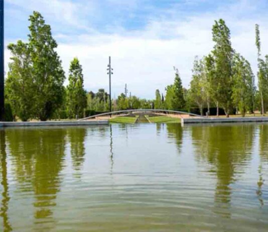 Denuncian al Ayuntamiento de El Prat por unas atracciones de feria en zona protegida Denuncian al Ayuntamiento del Prat por unas atracciones de feria en zona protegida