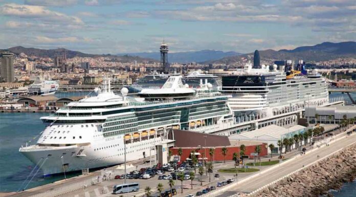 El Port de Barcelona multiplica por 10 el número de cruceristas El Port de Barcelona multiplica por 10 el número de cruceristas