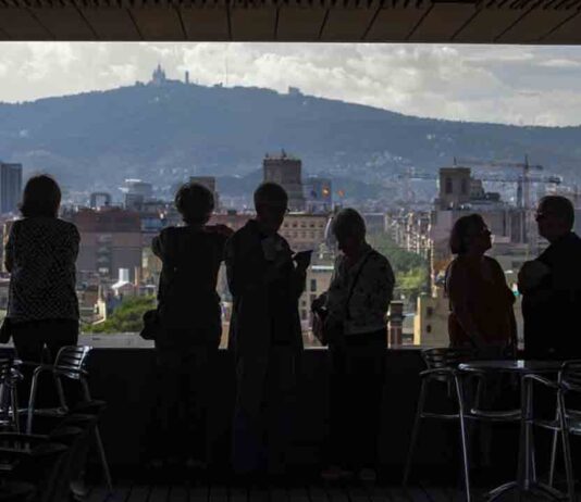 La renta disponible de los hogares barceloneses crece un 9,5% La renta de los hogares barceloneses crece un 8% en el primer trimestre de 2024