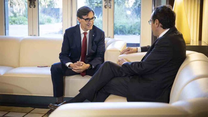 Rull se reúne con todos los grupos para poner fecha a la investidura de Illa