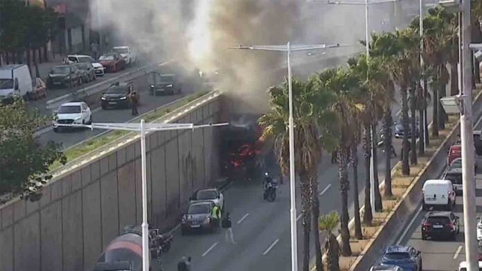 Muere el conductor del camión incendiado en la Ronda Litoral