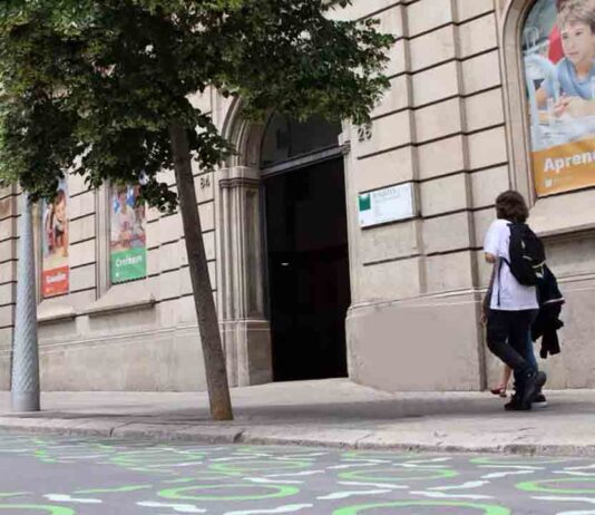 Procesan a un enfermero de los Jesuitas por abusar sexualmente de niñas de seis años Procesan a un enfermero de los Jesuitas por abusar sexualmente de niñas de seis años