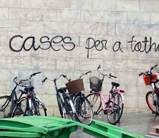 Protestas contra los desahucios en Ciutat Vella Protestas contra los desahucios en Ciutat Vella