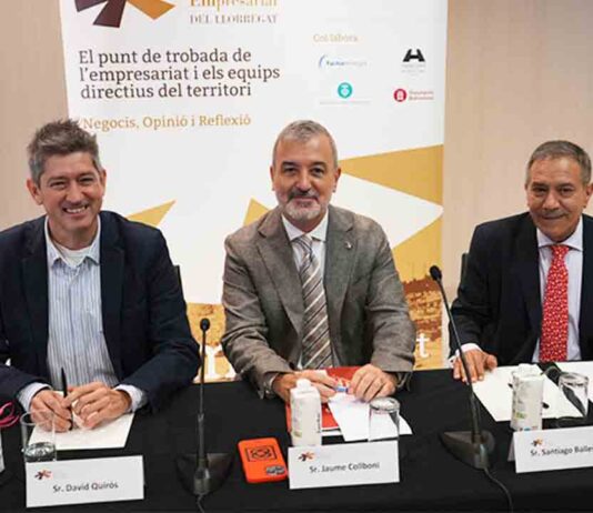 Collboni sitúa la vivienda como prioridad a escala metropolitana El alcalde de Barcelona y presidente del AMB, Jaume Collboni, ha participado esta mañana en el Fórum Empresarial del Llobregat, una iniciativa promovida por la Asociación Empresarial de L'Hospitalet y Baix Llobregat (AEBALL), con la implicación de instituciones , entidades y empresas emblemáticas, que da respuesta a la vocación de liderazgo e innovación las personas empresarias y directivas vinculadas al territorio. El acto ha estado presidido por Santiago Ballesté, presidente de AEBALL, y la bienvenida ha estado a cargo del alcalde de L'Hospitalet de Llobregat, David Quirós.