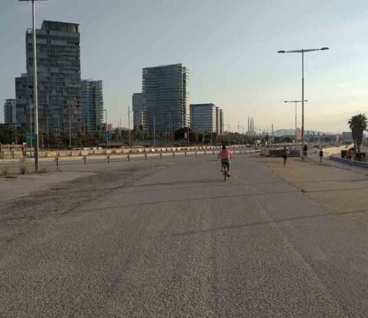 El paseo de la Mar Bella cambiará para adaptarse a los temporales El paseo de la Mar Bella cambiará para adaptarse a los temporales