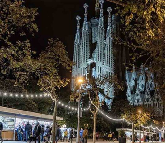 El Eixample acoge las tradicionales ferias de Navidad El Eixample acoge las tradicionales ferias de Navidad