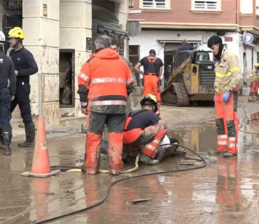 El sexto contingente de ayuda de Bomberos ya viaja hacia València El sexto contingente de ayuda de Bomberos ya viaja hacia València