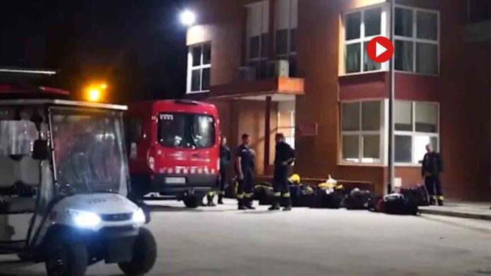 En marcha el cuarto cupo de los Bomberos hacia València