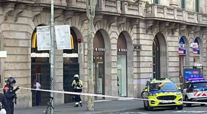 Fuerte despliegue policial en el consulado de Portugal