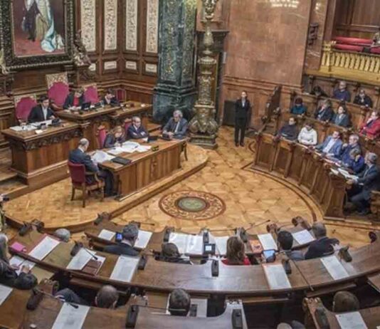 Un juzgado anula la declaración del Pleno a favor de suspender relaciones con Israel Un juzgado anula la declaración del Pleno a favor de suspender relaciones con Israel