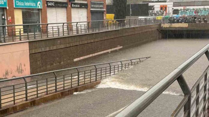 Protección Civil activa el Plan Municipal de Emergencia en Barcelona