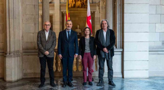 Ayuntamiento y Generalitat refuerzan la financiación para la ampliación del MNAC Ayuntamiento y Generalitat refuerzan la financiación por la ampliación del MNAC