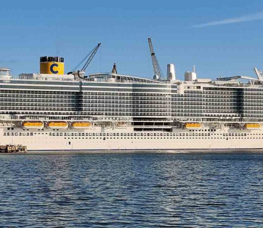 Un brote de gastroenteritis invade un crucero de Costa Toscana Un brote de gastroenteritis invade un crucero de Costa Toscana
