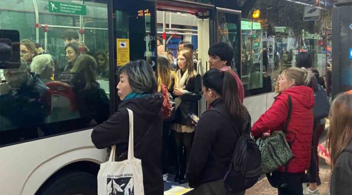 Desconvocada la huelga de autobuses para el jueves, 5 de diciembre Desconvocada la huelga de autobuses para el jueves, 5 de diciembre