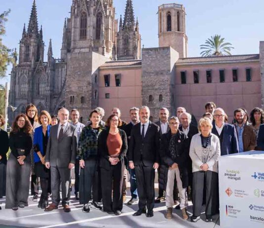 El Ayuntamiento crea el HUB Alzheimer Barcelona El Ayuntamiento crea el HUB Alzheimer Barcelona