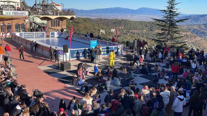 El Tibidabo acoge una nueva edición de la cantada solidaria Cançó de Pau