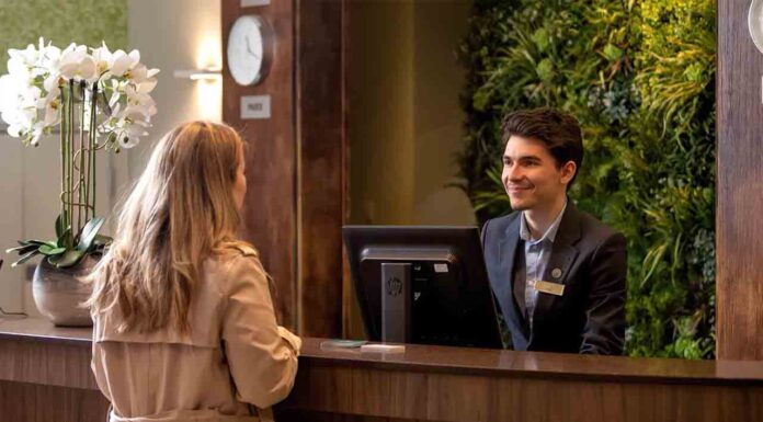 Entra en vigor el registro de datos de viajeros con el sector turístico en contra Entra en vigor el registro de datos de viajeros con el sector turístico en contra