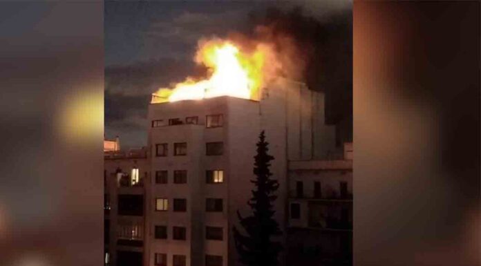 Incendio en el Hotel Mirror en la calle Còrsega Incendio en el Hotel Mirror en la calle Còrsega