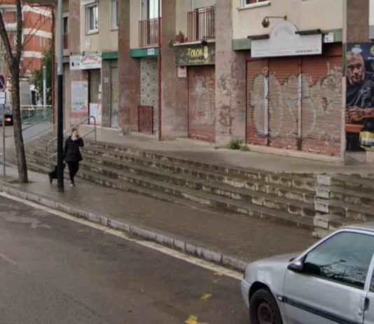 Ampliación de las aceras de la avenida de Río de Janeiro, en el barrio de Porta Ampliación de las aceras de la avenida de Río de Janeiro, en el barrio de Porta