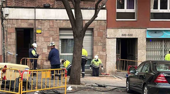 Desalojados dos edificios en las calles de Roselló y Marina por escape de gas Desalojados dos edificios en las calles de Roselló y Marina por escape de gas