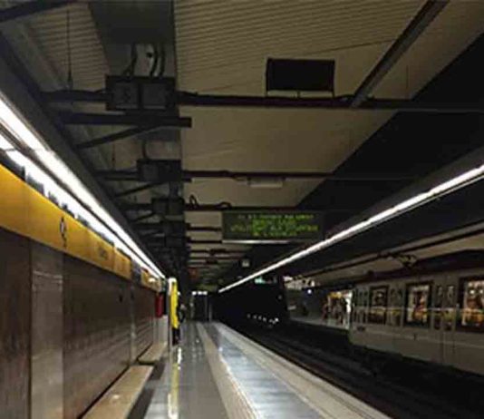 En libertad el hombre que agredió al vigilante del Metro y perdió un ojo Detenido un joven por la agresión a un vigilante del Metro en Poblenou