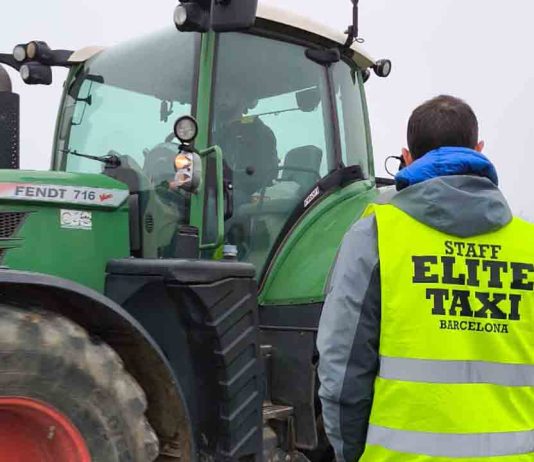 Élite Taxi apoya las protestas de los Ganaderos y agricultores de Catalunya Élite Taxi apoya las protestas de los Ganaderos y agricultores de Catalunya