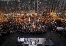 La Reina Belluga hará su salida desde Sants en el Carnaval de Barcelona 2025 La Reina Belluga hará su salida desde Sants en el Carnaval de Barcelona 2025