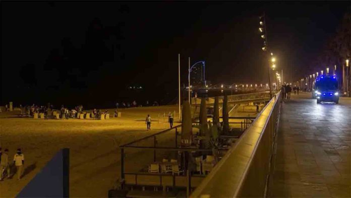 Apuñalan a un hombre en la Barceloneta
