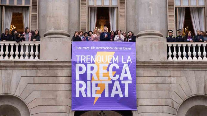 Barcelona se suma al 8M reivindicando el fin de la precariedad