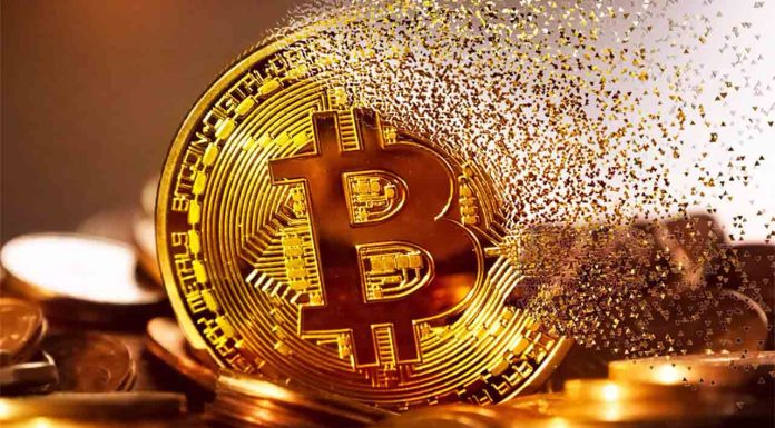 Detenida en el Eixample por intentar estafar 600.000 euros en criptomonedas Detenida en el Eixample por intentar estafar 600.000 euros en criptomonedas