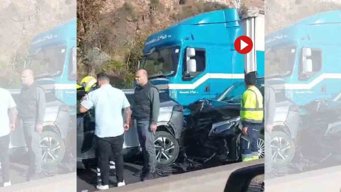 Cerrada la Ronda Litoral por un accidente múltiple Cerrada la Ronda Litoral por un accidente múltiple