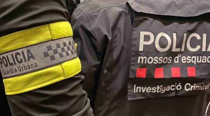 Desmantelan un narcopiso en el Raval: hay dos detenidos Desmantelan un narcopiso en el Raval: hay dos detenidos