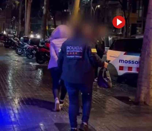 Detienen a dos prostitutas por estafar a los clientes después de drogarlos Detienen a dos prostitutas por estafar a los clientes después de drogarlos