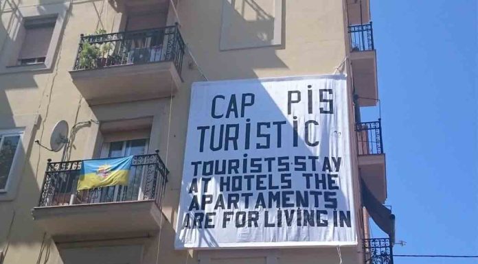 El TC avala el decreto para que el ayuntamiento elimine los pisos turísticos El TC avala el decreto para que el ayuntamiento elimine los pisos turísticos