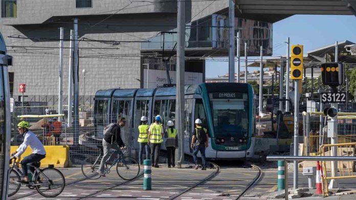 Este lunes estará operativo el intercambiador de transporte público de Glòries