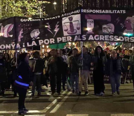 Grupos feministas convocan una protesta contra la absolución de Dani Alves Grupos feministas convocan una protesta contra la absolución de Dani Alves