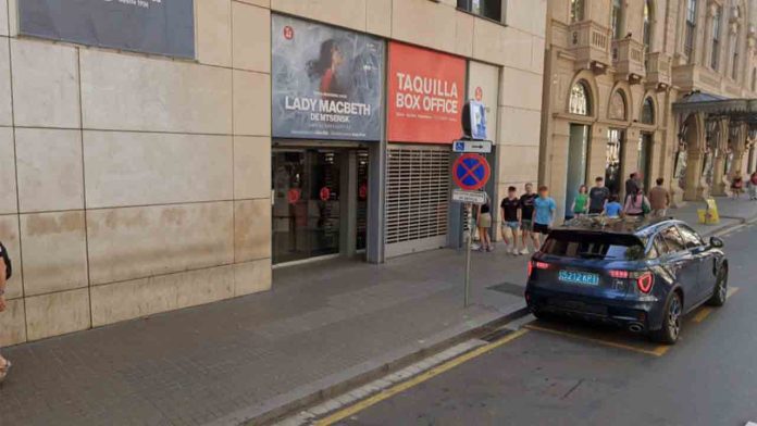 Los taxistas advierten de movilizaciones por un acuerdo del Liceu con Uber